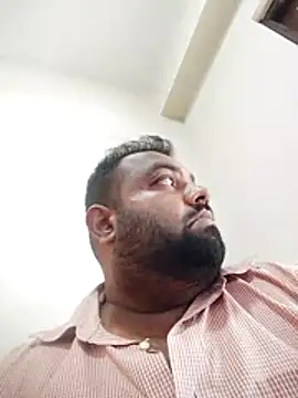 FatCockBoySL live sex cam