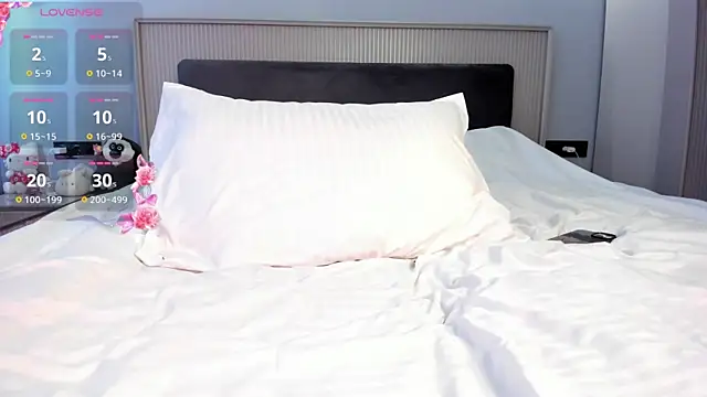 lovelymikky live sex cam