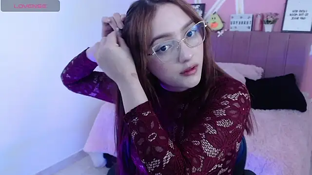 Natasha_Romanof18's cam snapshot