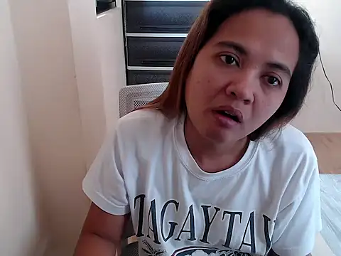 xTheLastVIRGINx live sex cam