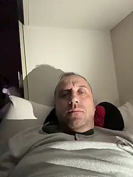 Lecatore80's cam snapshot