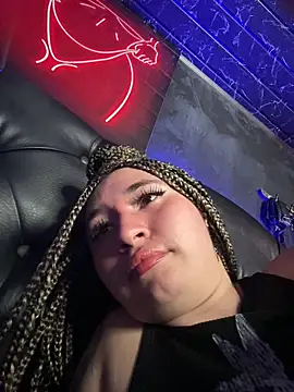 Sophie_LS's cam snapshot