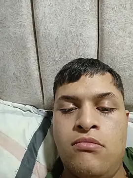 Andres_medi32's cam snapshot