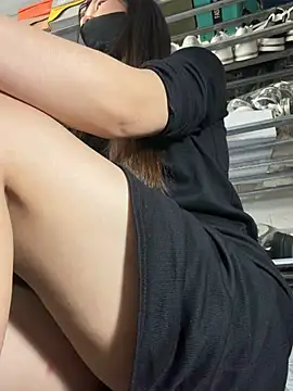 Tina_995 live sex cam