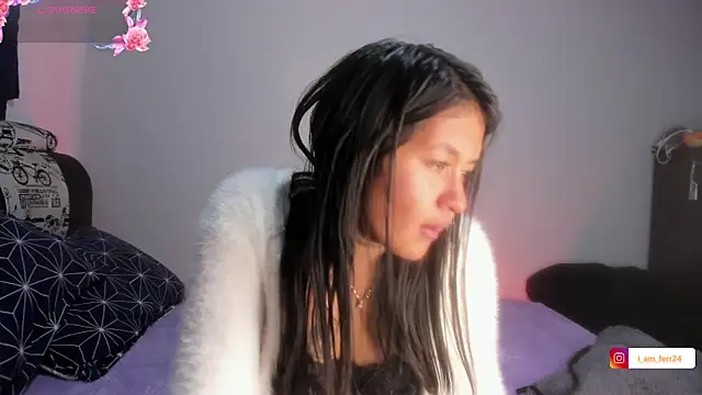 Sharlottee__'s cam snapshot