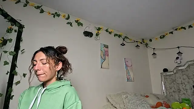 Tomoe_b's cam snapshot