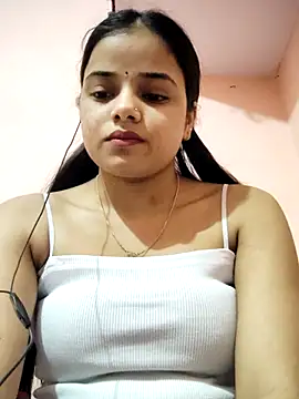 Ruchi_1's cam snapshot