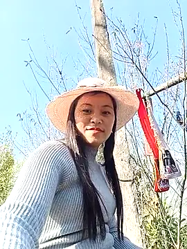 Alice-567's cam snapshot