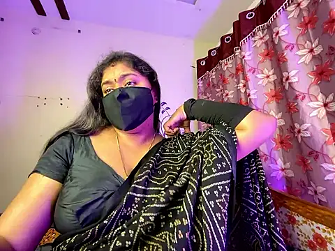 LouleyRanii's cam snapshot