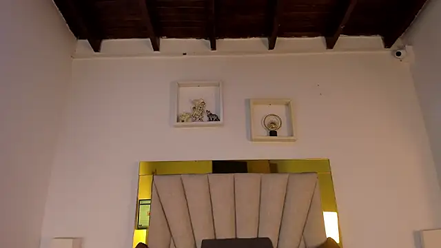 vahiolet_fuentes's cam snapshot