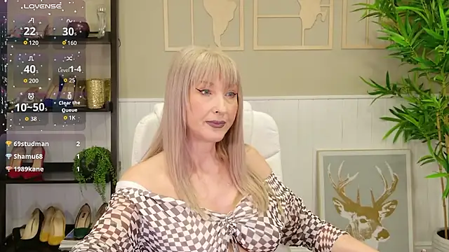 LadyLeea's cam snapshot