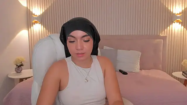 Sooffii_1 live sex cam
