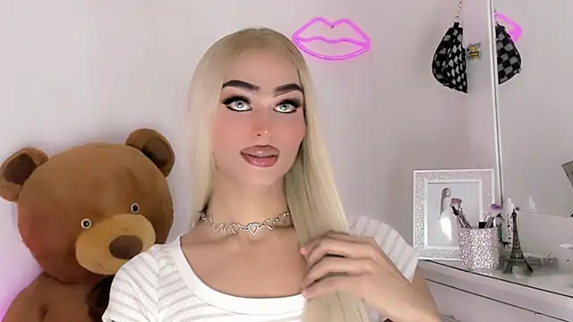 amal_baddell's cam snapshot