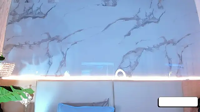 ValSmith_'s cam snapshot