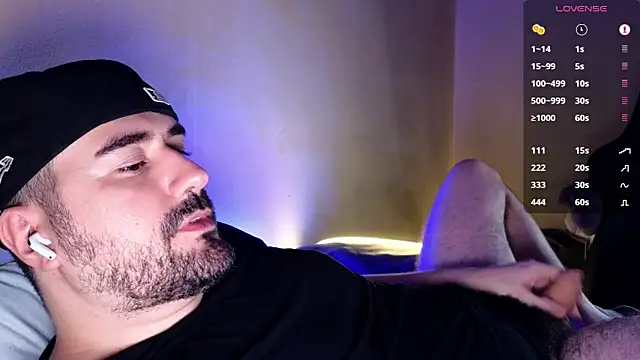 DominantTheo live sex cam