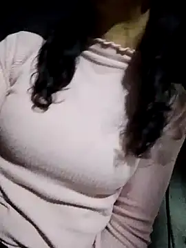 TRIEUTRIEU20's cam snapshot