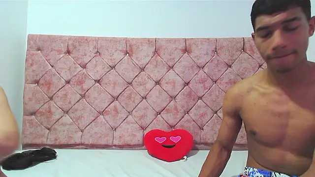 dayan_and_jonny live sex cam