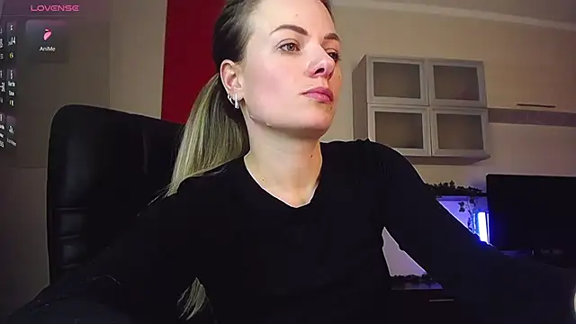 ladysabotage's cam snapshot