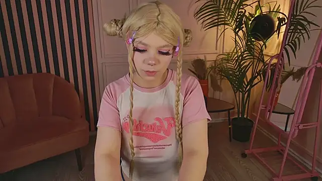 Waifu_Ketrin's cam snapshot