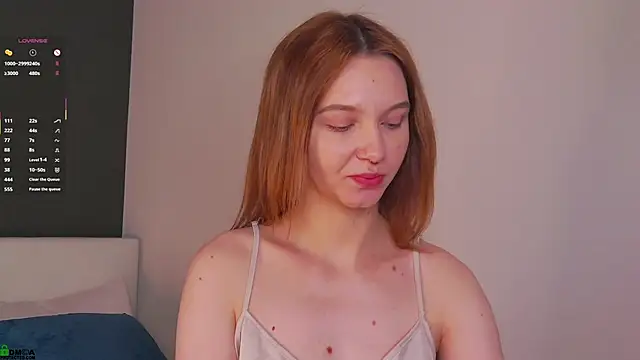 SaraHearts's cam snapshot