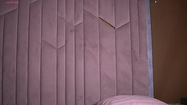 Emily_Voss's cam snapshot