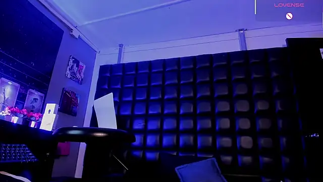 liany_taylor's cam snapshot