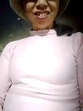 TRIEUTRIEU20's cam snapshot