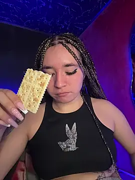 Sophie_LS's cam snapshot