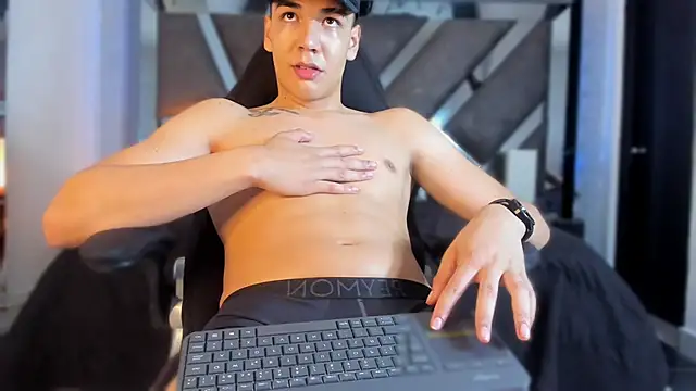 _AnthonyLima_'s cam snapshot