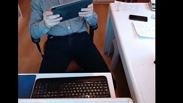 dutchpornking's cam snapshot