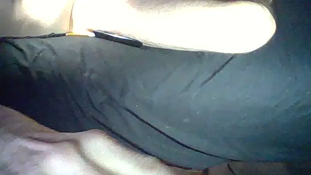 ThatPlatinumD's cam snapshot