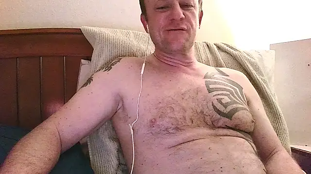 Yournaughty's cam snapshot