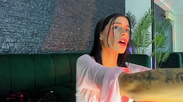 MaddyExposedd's cam snapshot