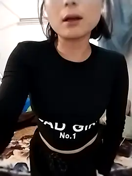 linda_bae00 live sex cam