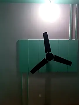 Roshta16's cam snapshot