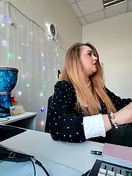 Juicy_PeachLux's cam snapshot