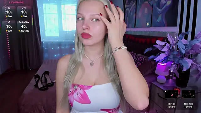 AliceJuly's cam snapshot