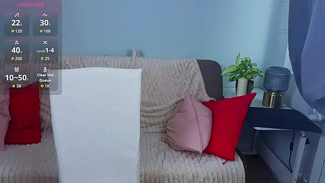 _LilyMoon_'s cam snapshot