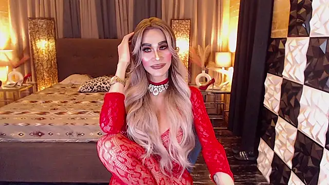 MonstrousCockDiva live sex cam