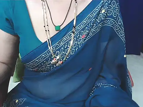 sunitha-3's cam snapshot