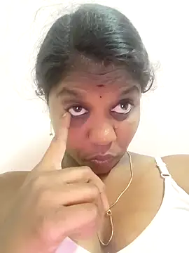 tamilachi4u's cam snapshot