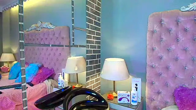 AdelaineBest live sex cam