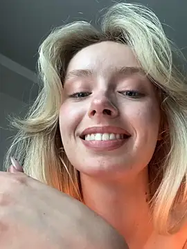 SunnyShiney live sex cam