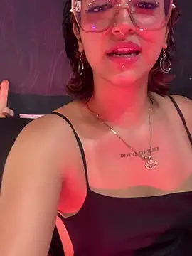 LilithMonette's cam snapshot