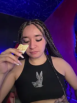 Sophie_LS's cam snapshot