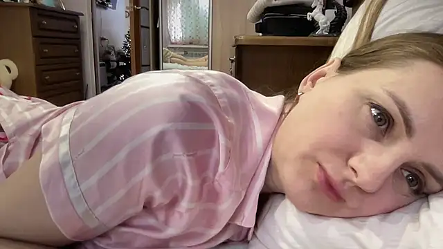 Viola_sweet's cam snapshot