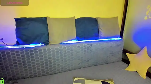 SelinLi's cam snapshot