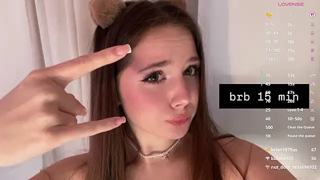 KariDollar's cam snapshot