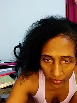 Aishamara live sex cam