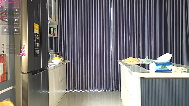 hot_ass_18 live sex cam